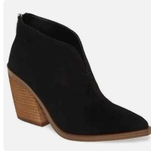 Vince Camuto Ginsel Black Suede Western Booties
